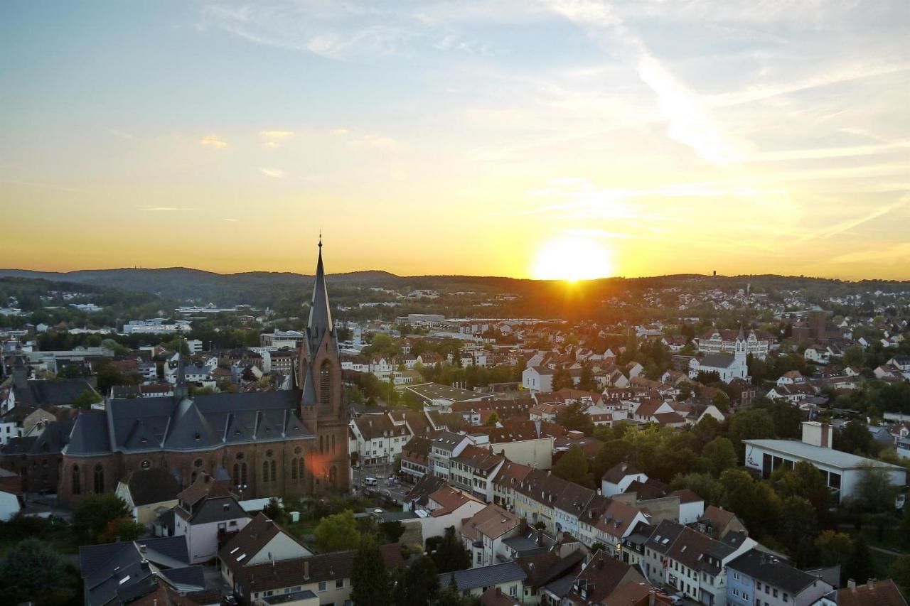 Ferienwohnung Hennen-Nest Sankt Ingbert Exterior foto